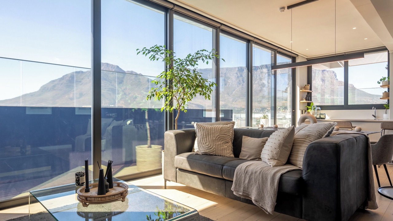 Photo of Livingroom in Cape Town City Centre