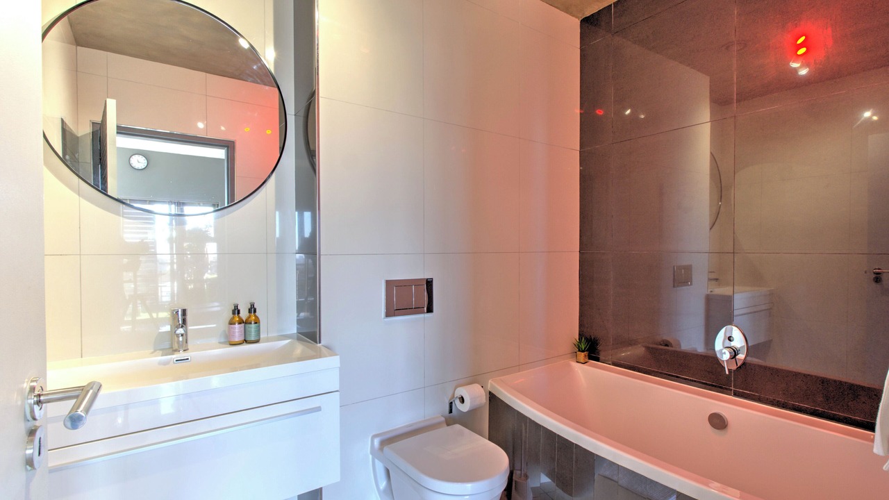 Photo of Bathroom in Salt River