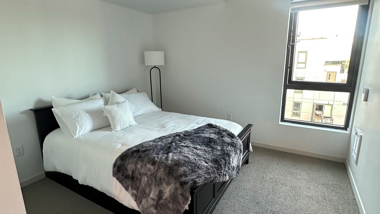Photo of Bedroom in Tenderloin