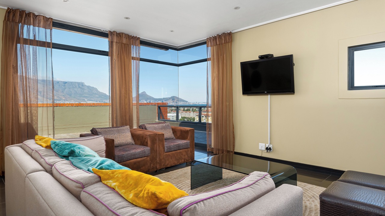 Photo of Livingroom in Century City