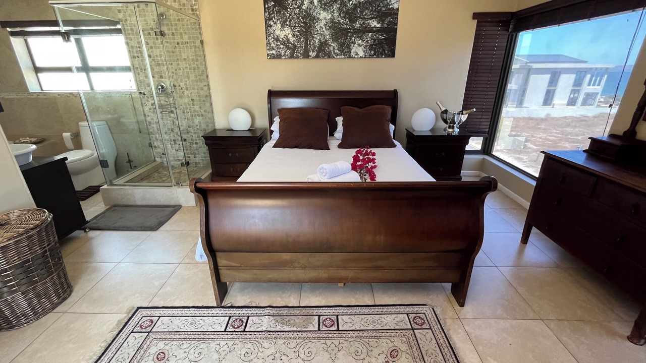 Photo of Bedroom in Calypso Beach