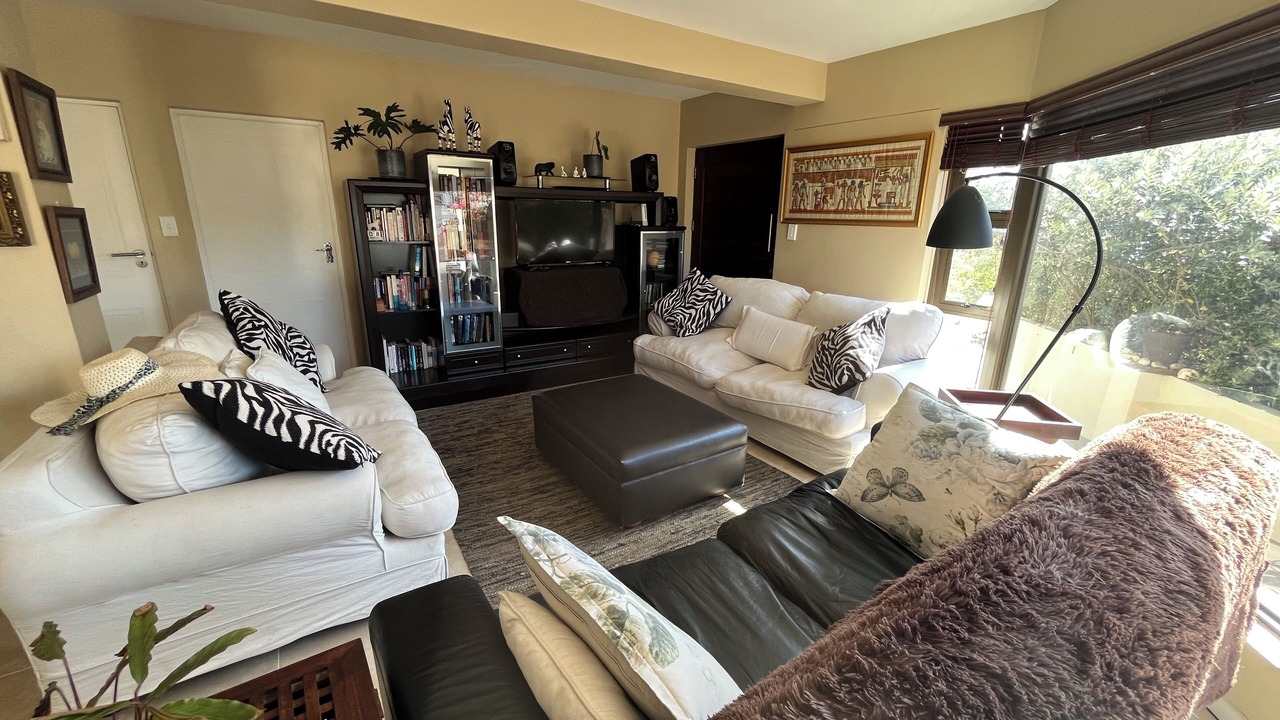 Photo of Livingroom in Calypso Beach
