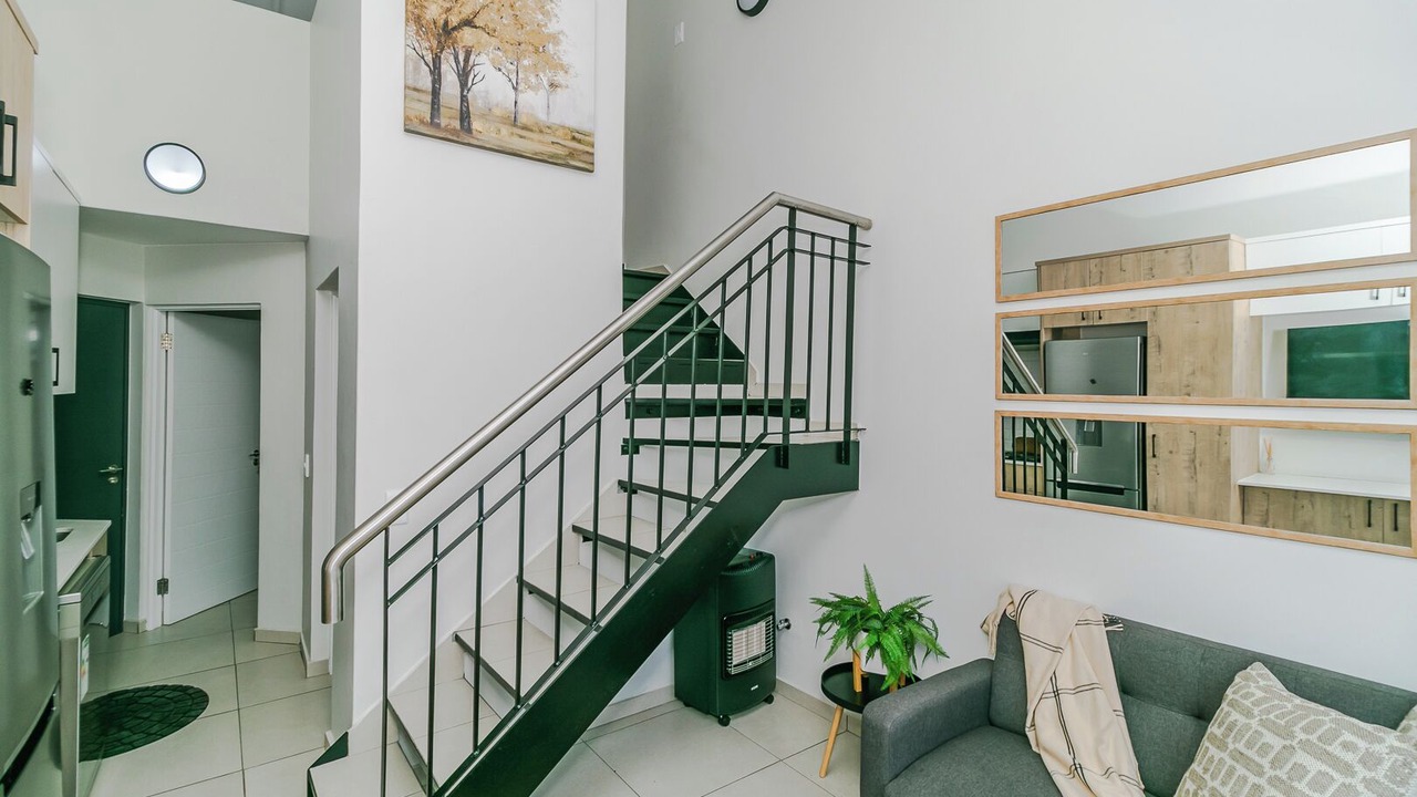Photo of Livingroom in Greater Johannesburg Metropolitan Area