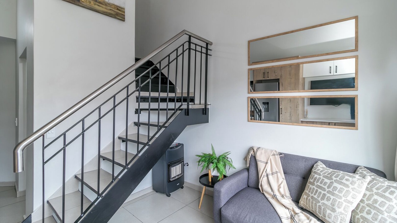 Photo of Livingroom in Greater Johannesburg Metropolitan Area