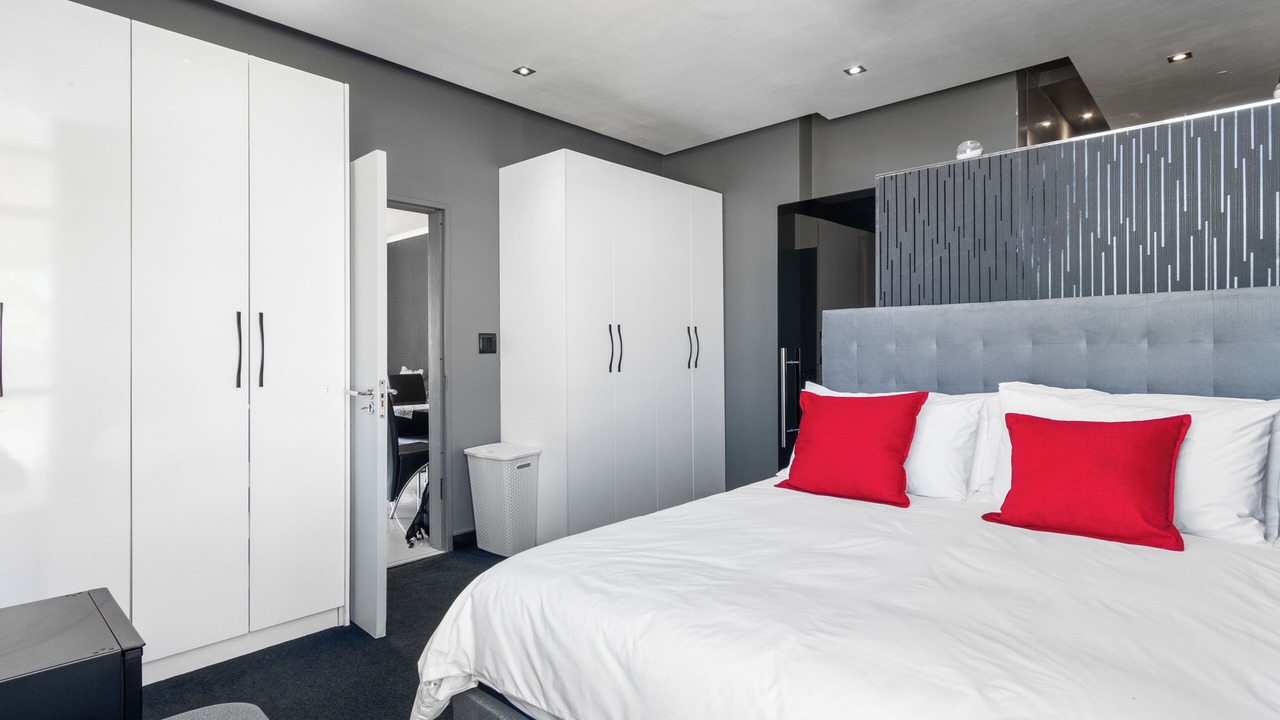 Photo of Bedroom in Observatory