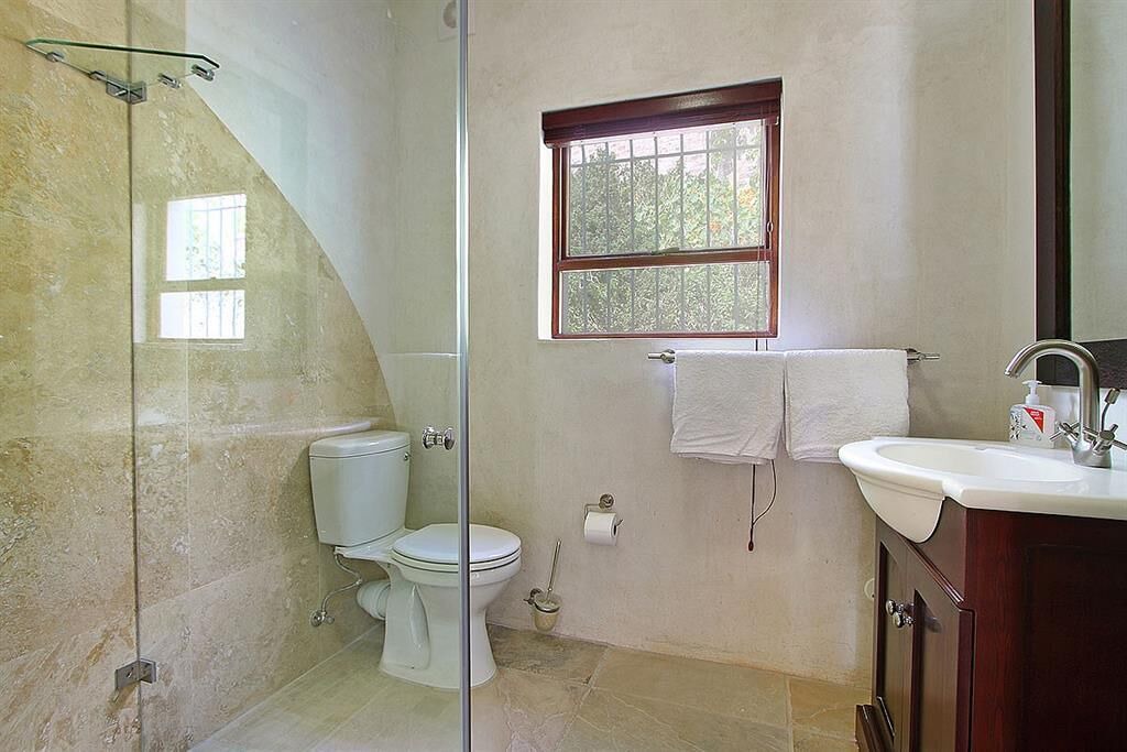 Photo of Bathroom in Mountainside