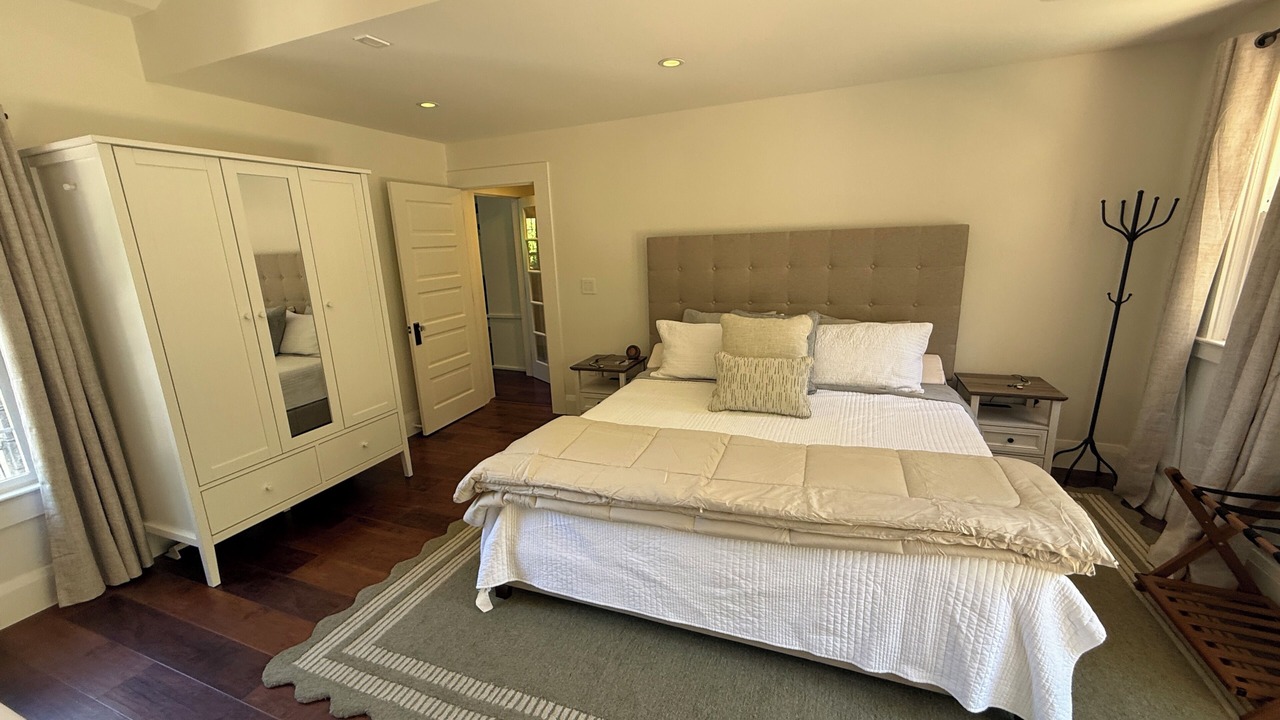 Photo of Bedroom in Healdsburg