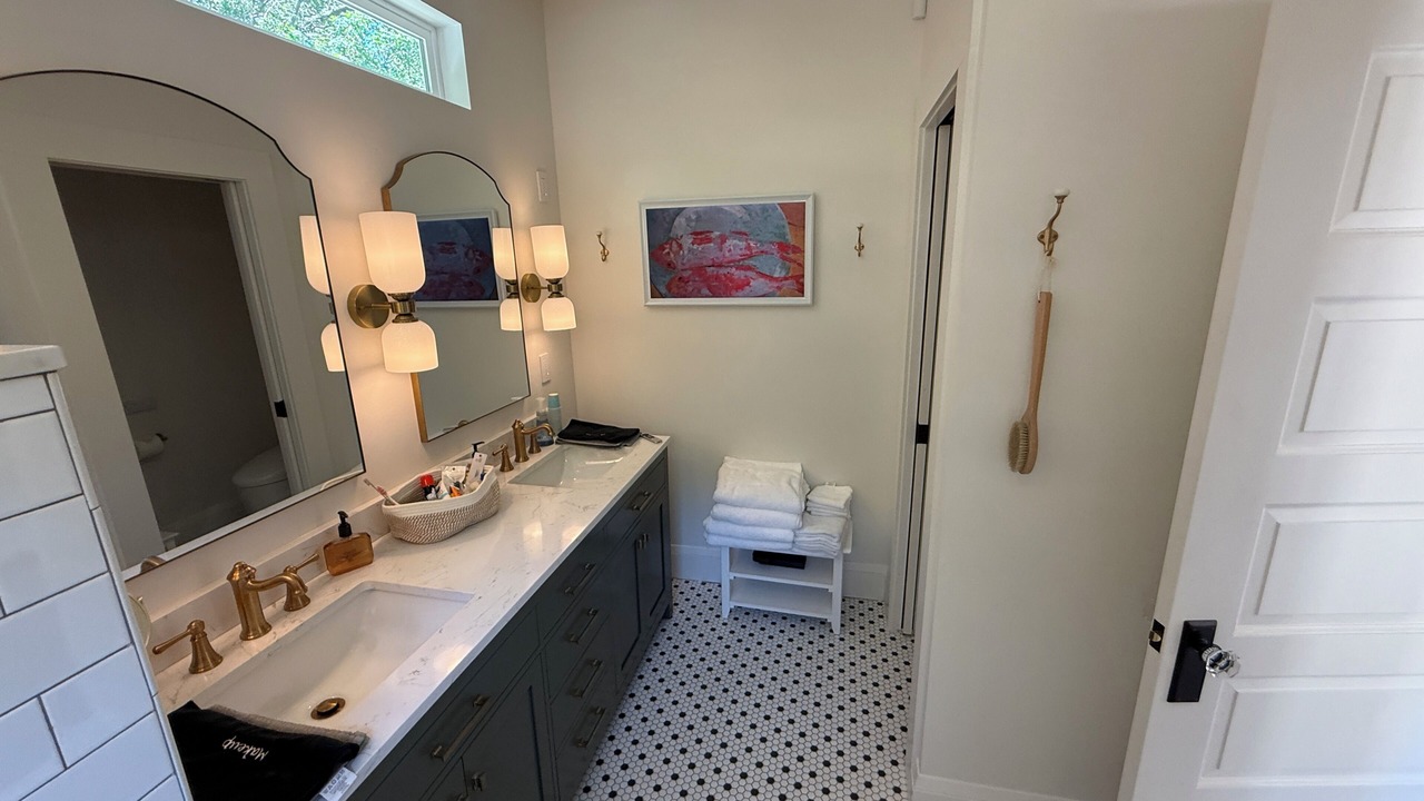 Photo of Bathroom in Healdsburg