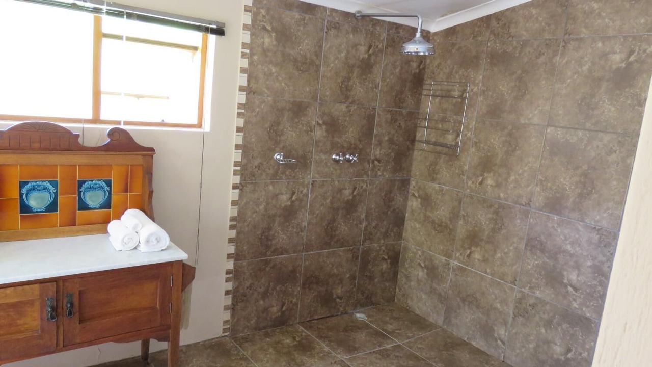 Photo of Bathroom in Barrydale