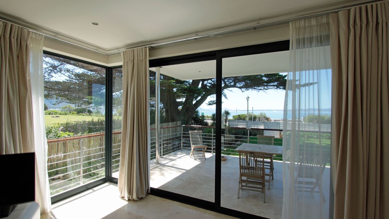 Photo of Patio Balcony in Hermanus City-Centre