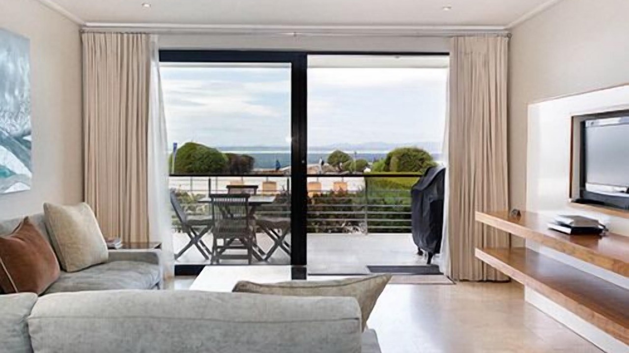 Photo of Livingroom in Hermanus City-Centre