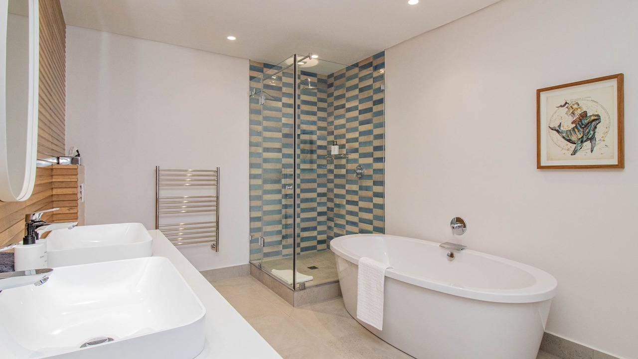 Photo of Bathroom in Hermanus City-Centre