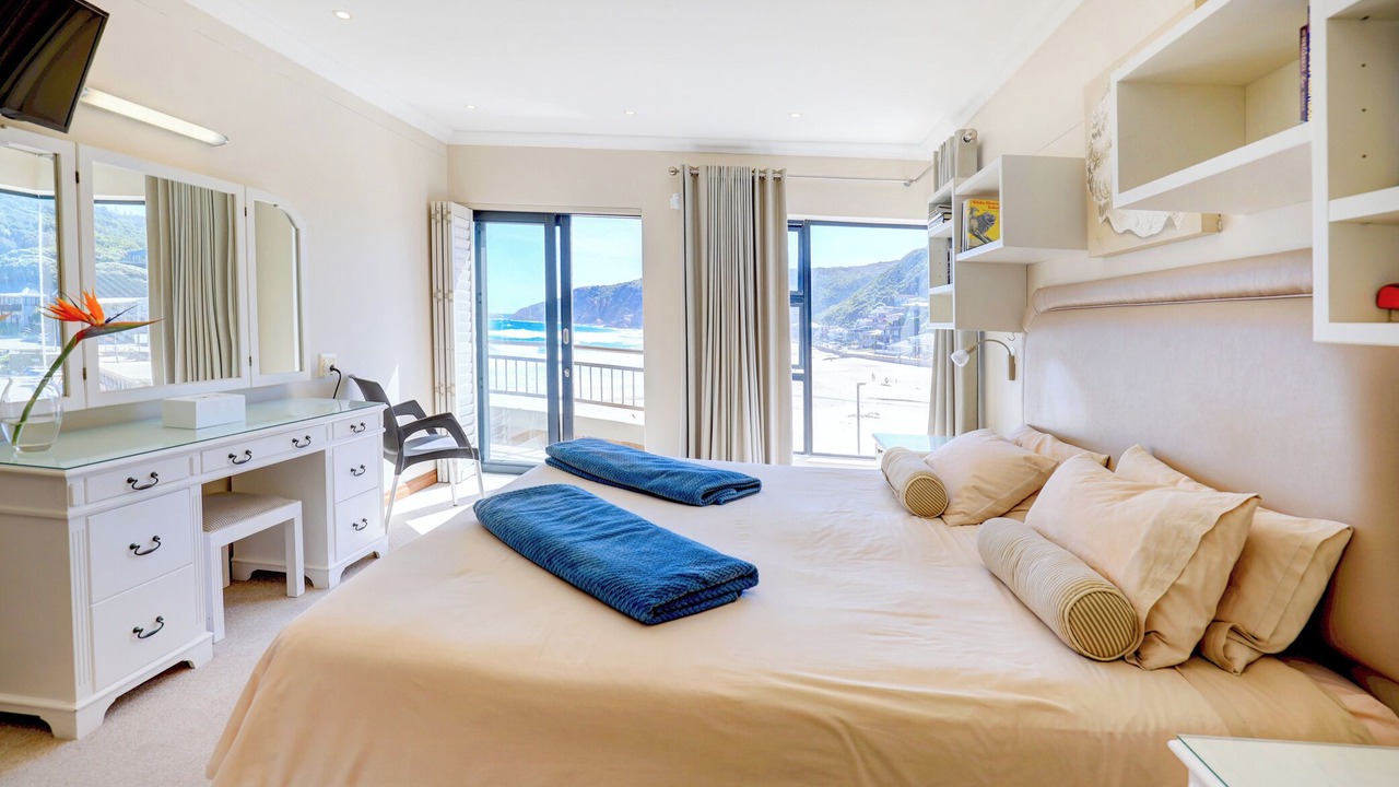 Photo of Bedroom in Herolds Bay