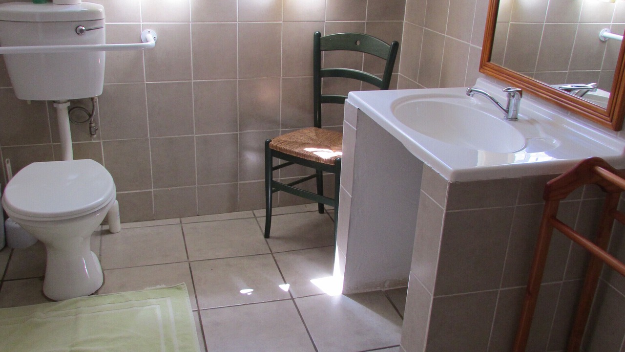 Photo of Bathroom in eNtokozweni