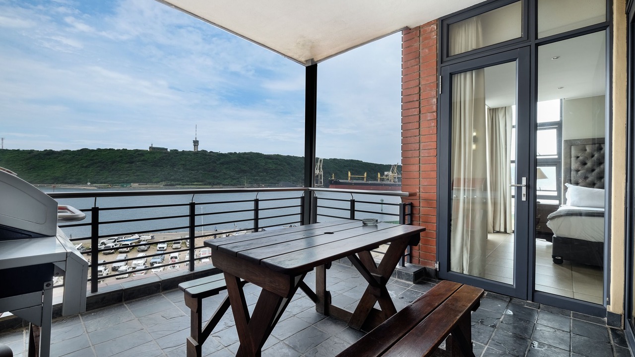 Photo of Patio Balcony in Durban Point