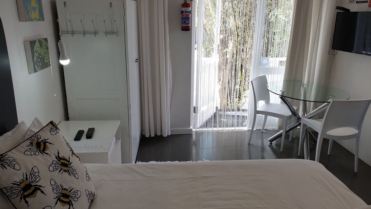 Photo of Bedroom in Sea Point