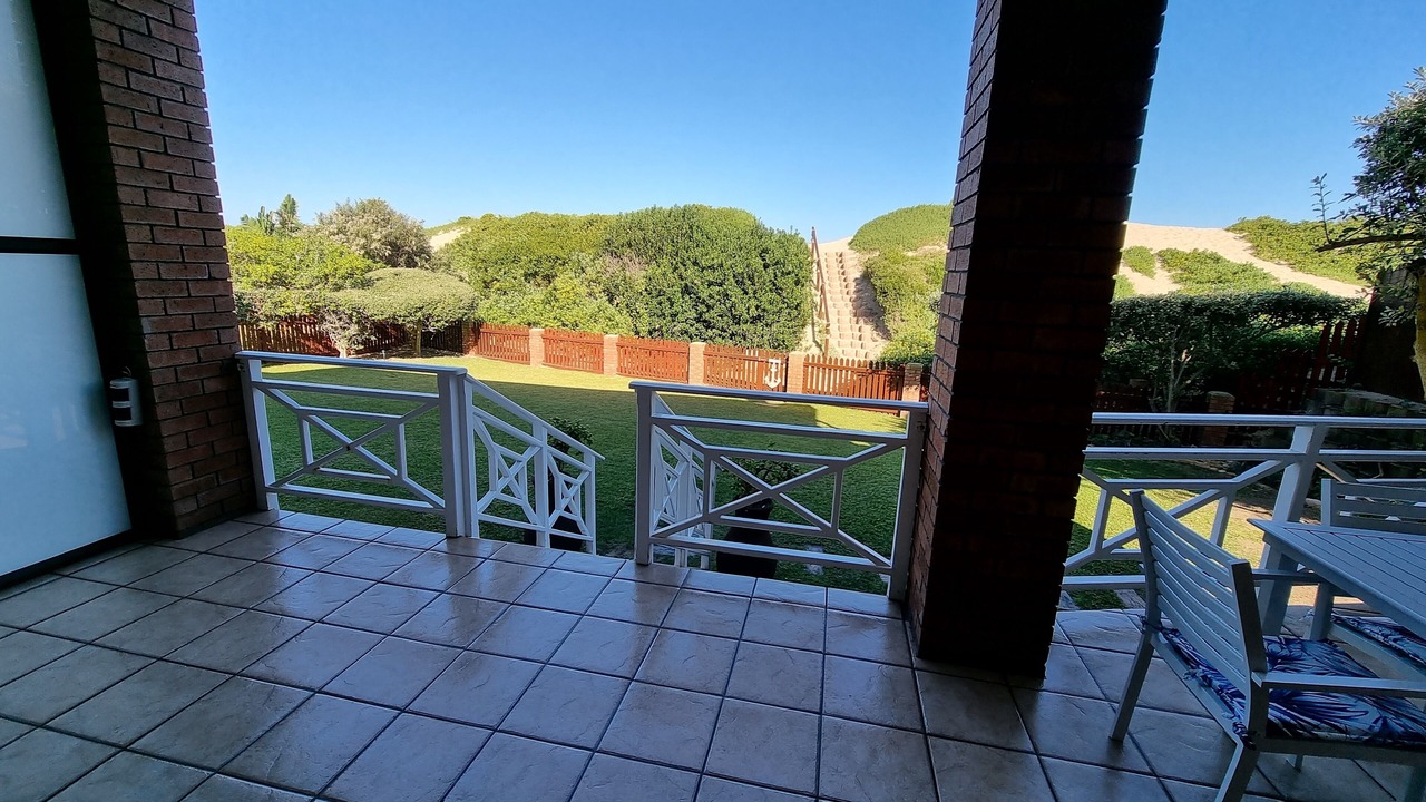 Photo of Patio Balcony in Myoli Beach