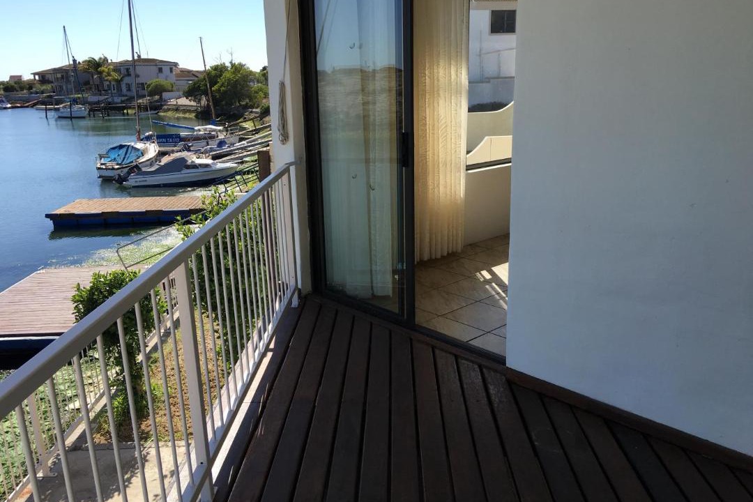 Photo of Patio Balcony in Port Owen