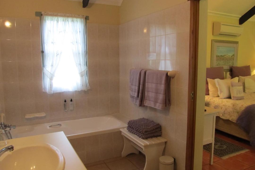 Photo of Bathroom in Graaff-Reinet