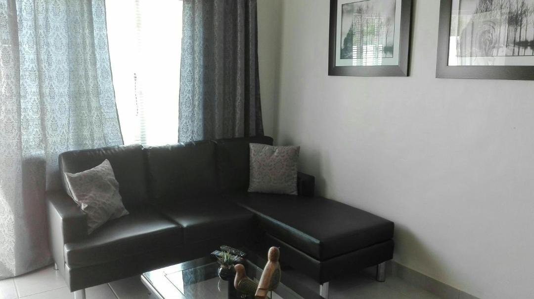 Photo of Livingroom in Durbanville