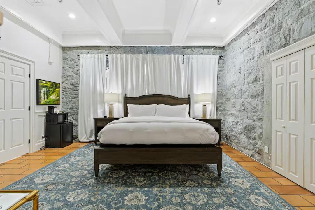Photo of Bedroom in Santa Rosa