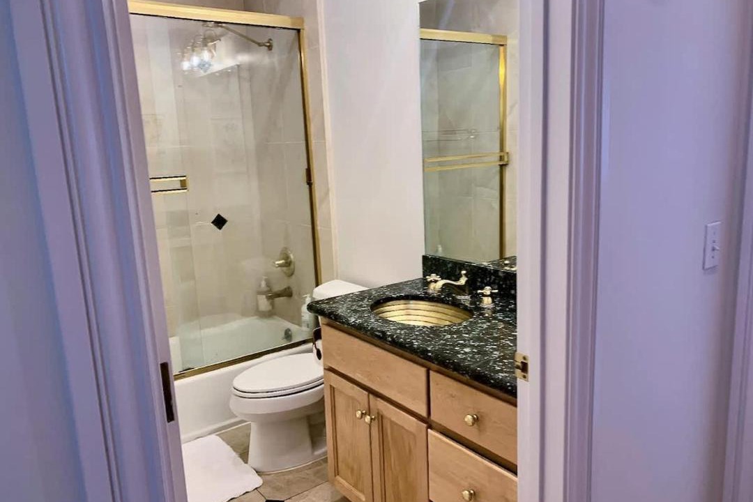 Photo of Bathroom in Nob Hill