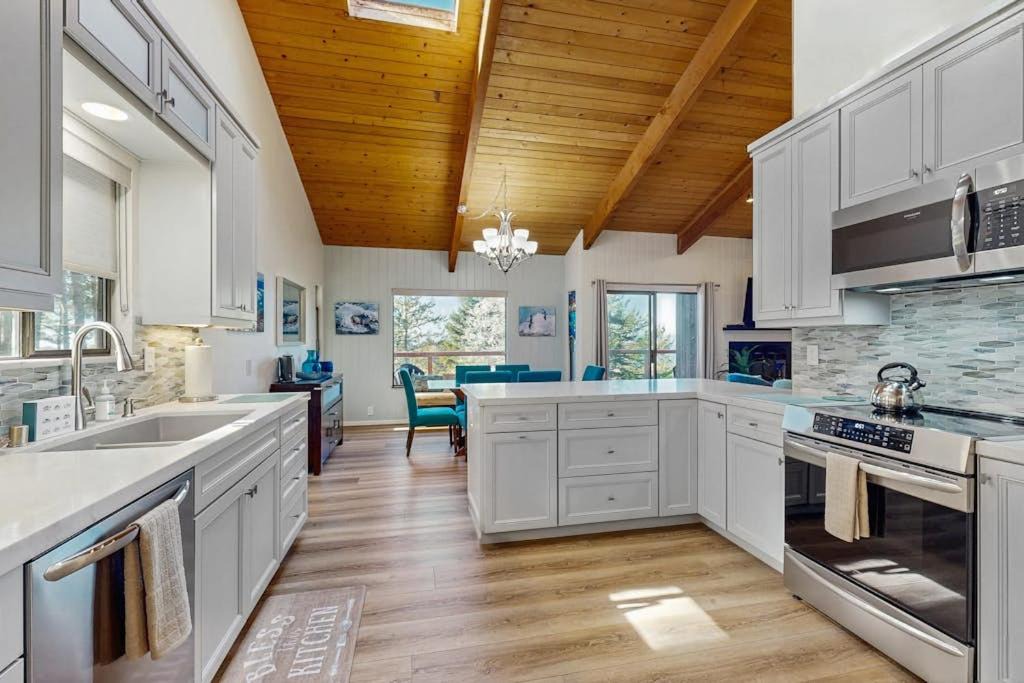 Photo of Kitchen in Gualala