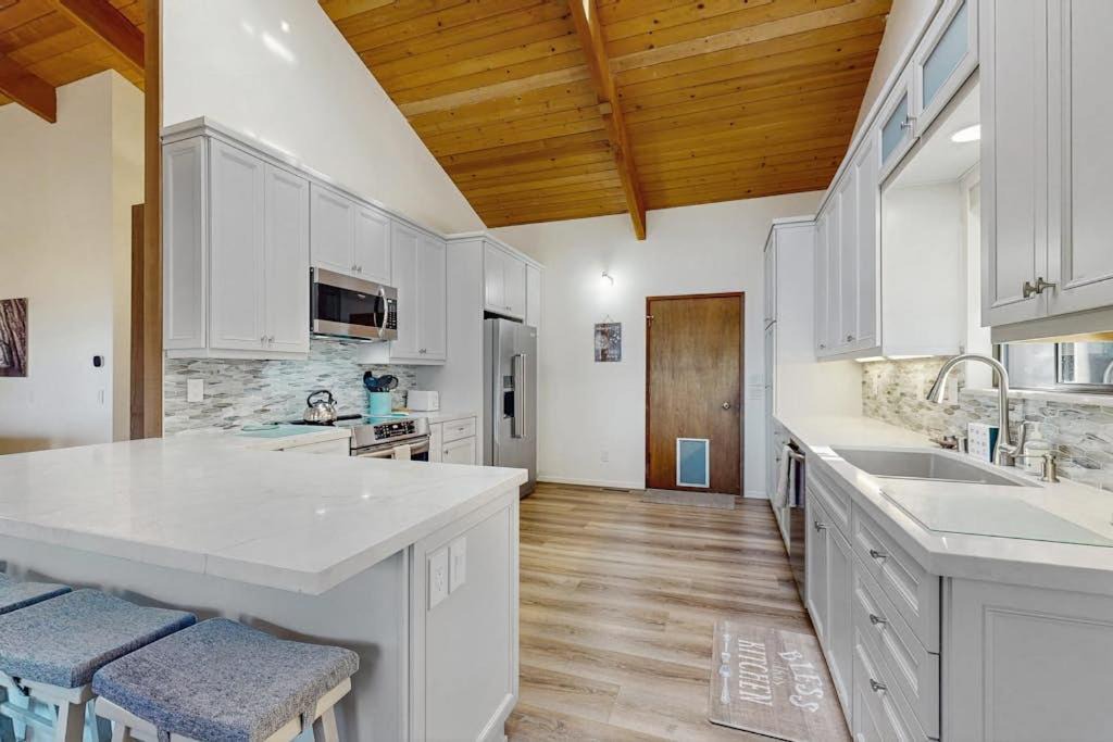 Photo of Kitchen in Gualala