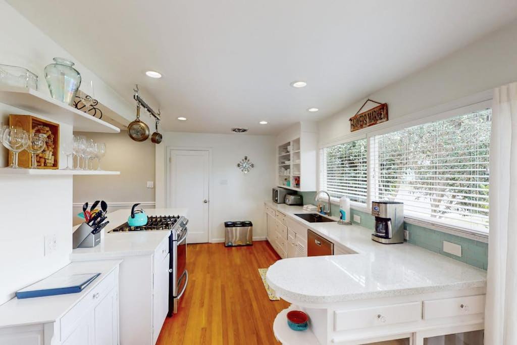 Photo of Others in Junior College Neighborhood Association