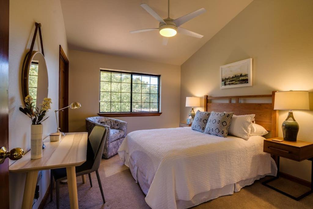 Photo of Bedroom in Santa Rosa