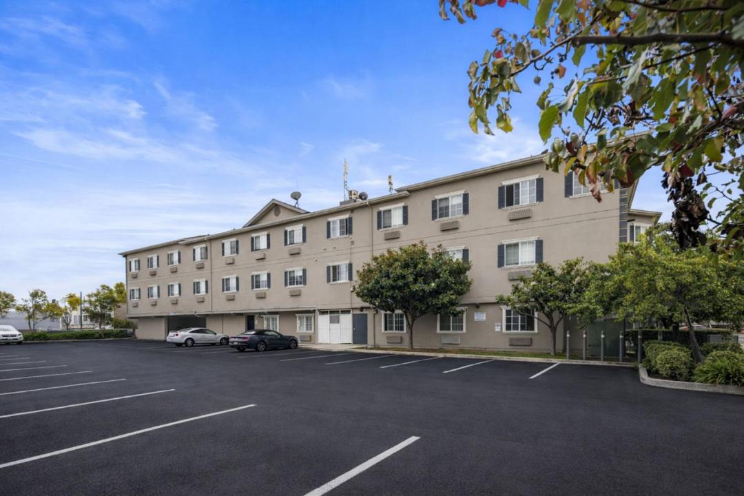 Photo of Others in San Bruno