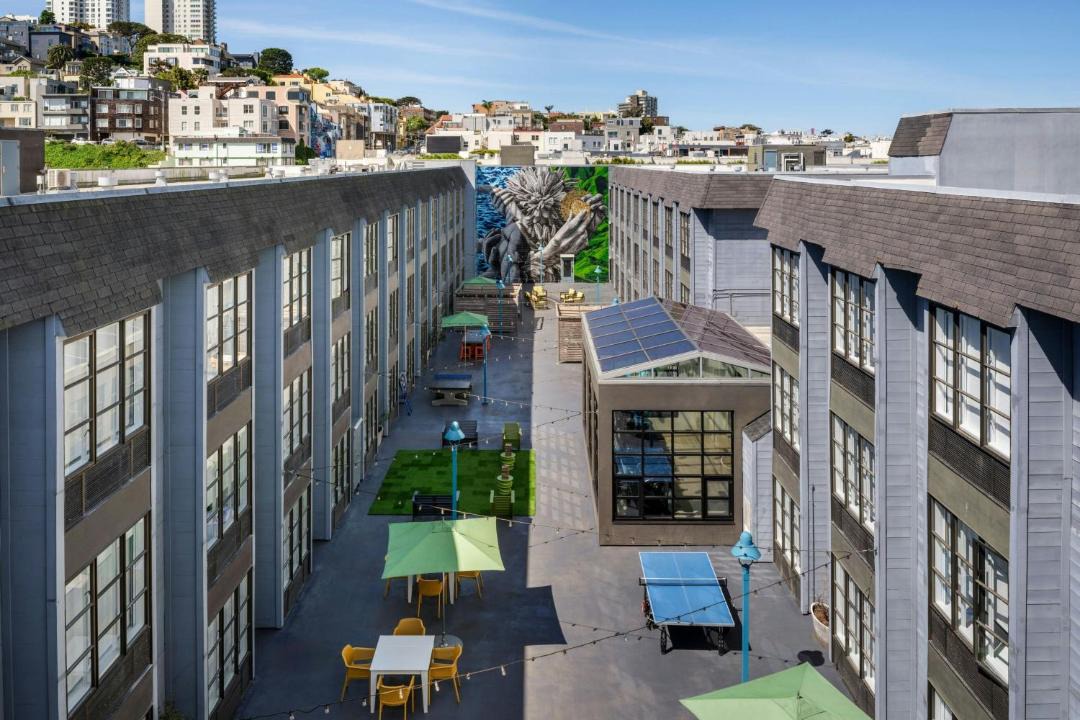 Photo of Buildings in Fisherman's Wharf