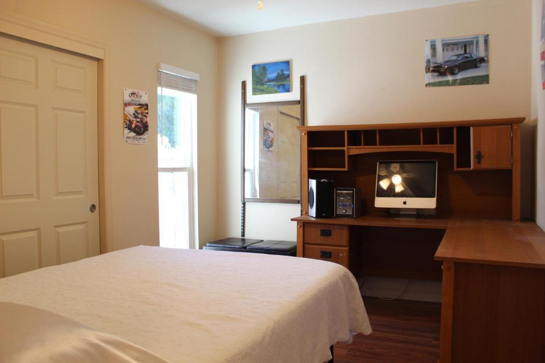 Photo of Bedroom in Shasta-Hanchett Park