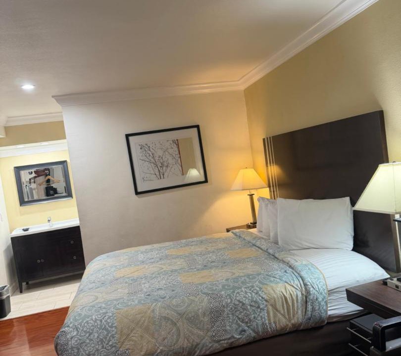 Photo of Bedroom in Marina District