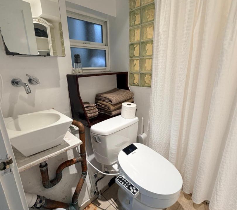 Photo of Bathroom in La Lengua