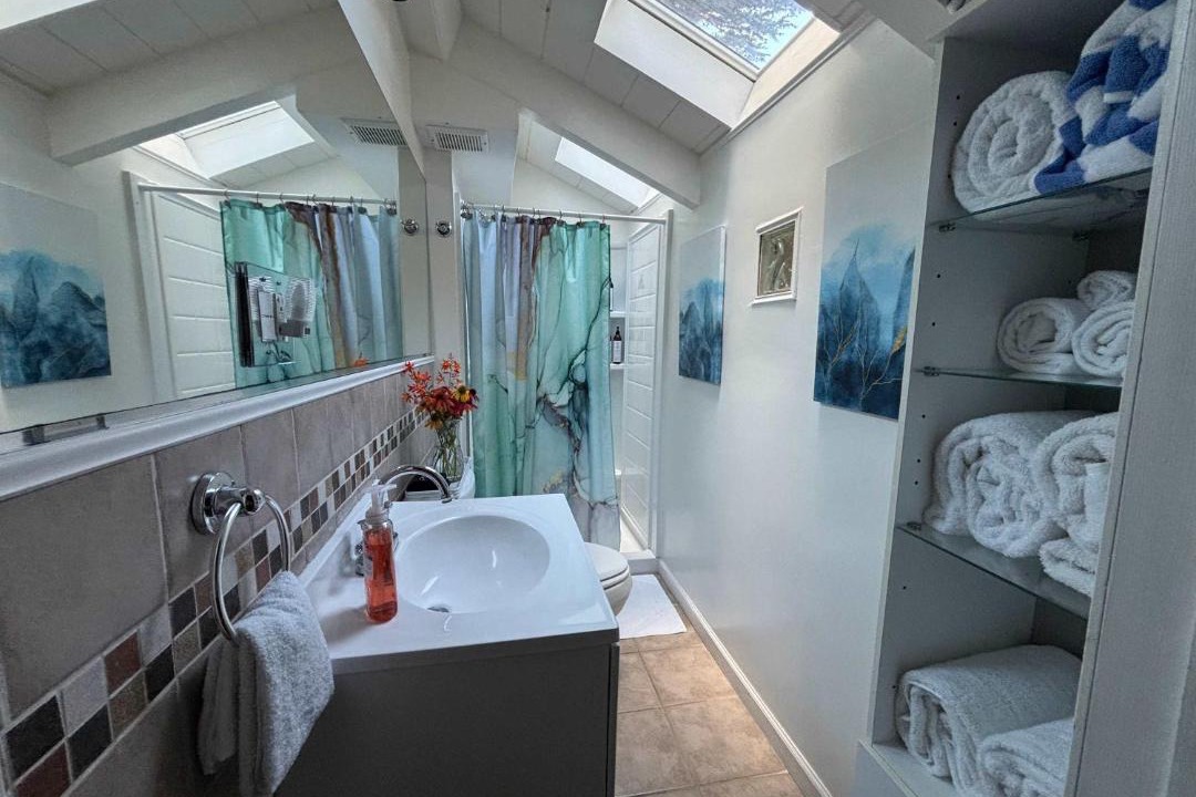 Photo of Bathroom in Occidental