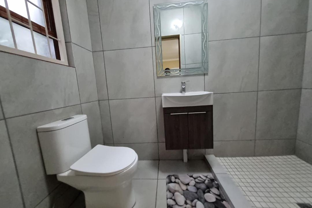 Photo of Bathroom in Greater Johannesburg Metropolitan Area