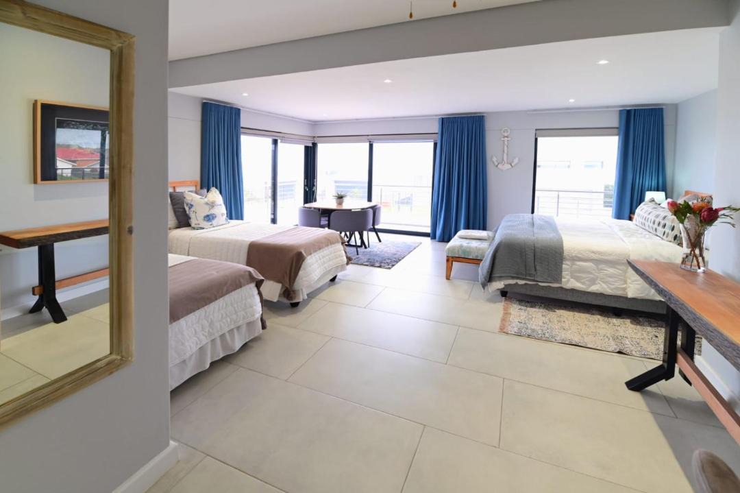 Photo of Bedroom in Myoli Beach