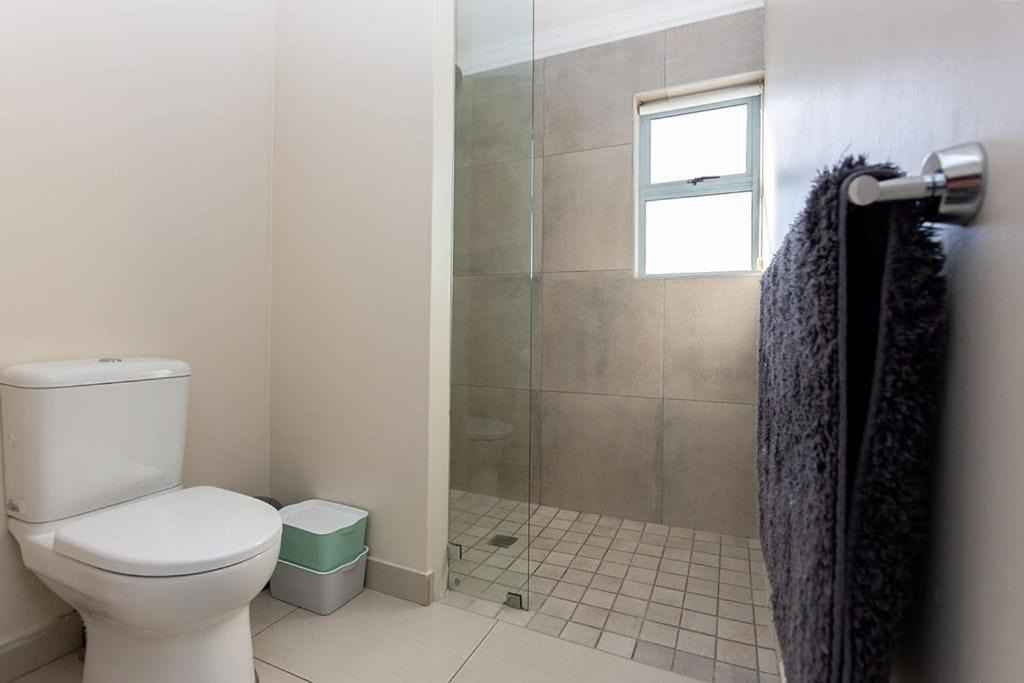Photo of Bathroom in Paradise Beach