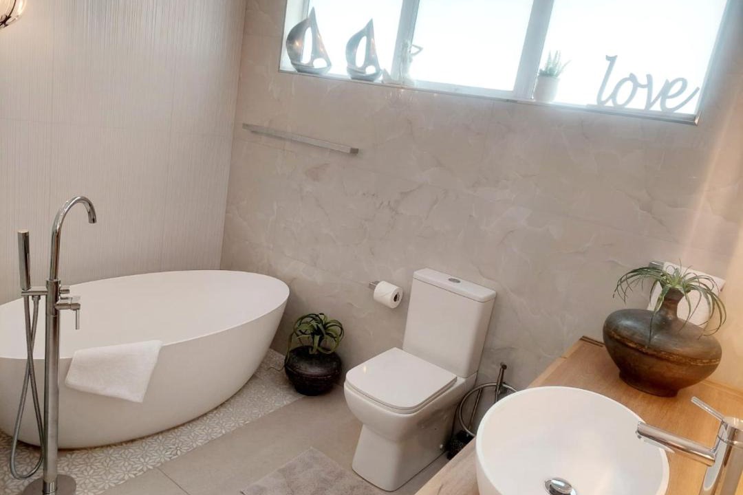 Photo of Bathroom in Strand