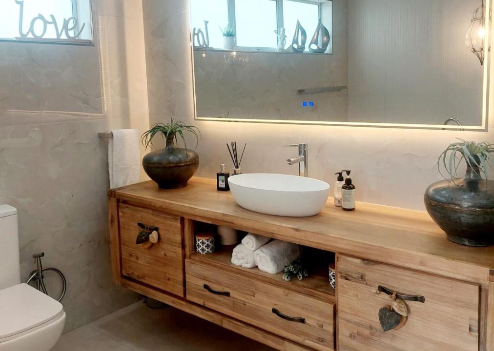 Photo of Bathroom in Strand