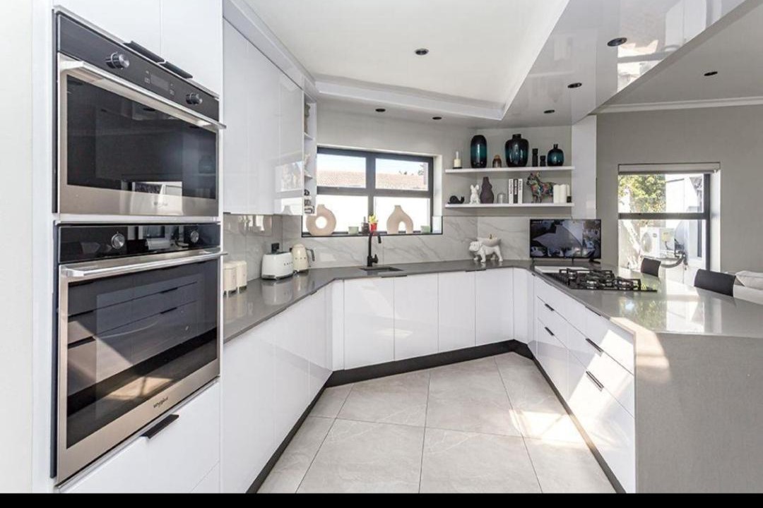 Photo of Kitchen in West Beach