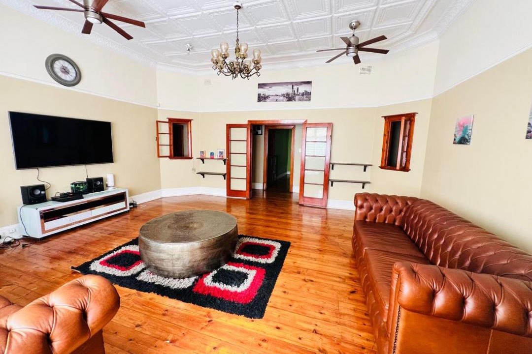 Photo of Livingroom in Greater Johannesburg Metropolitan Area