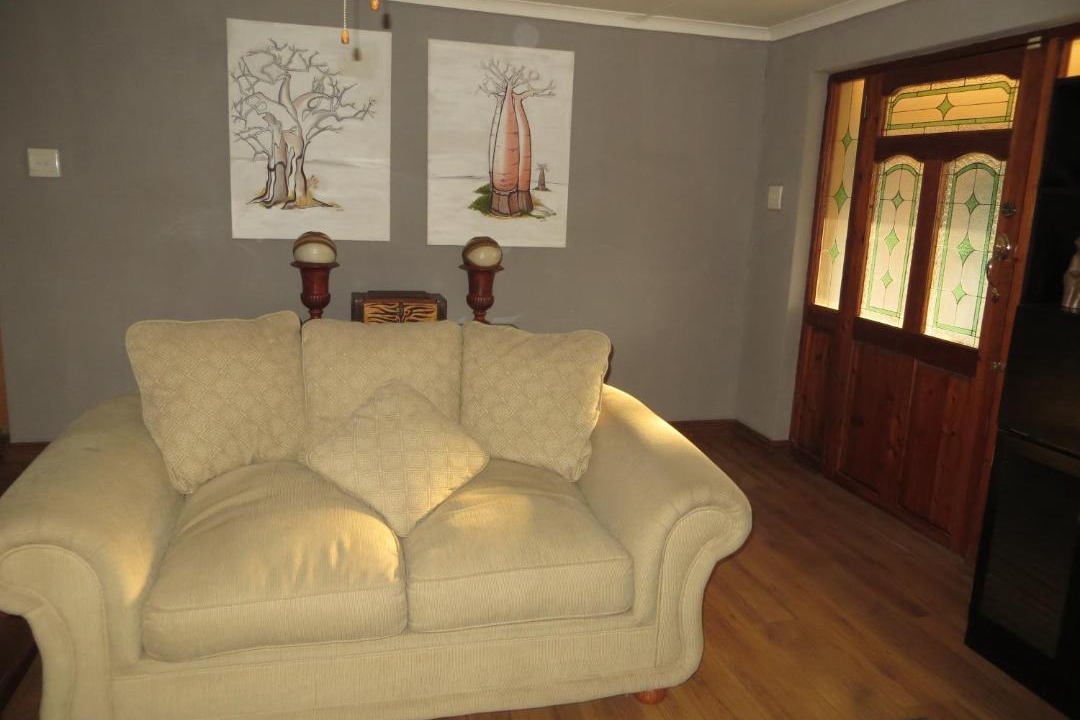 Photo of Livingroom in Thembisile