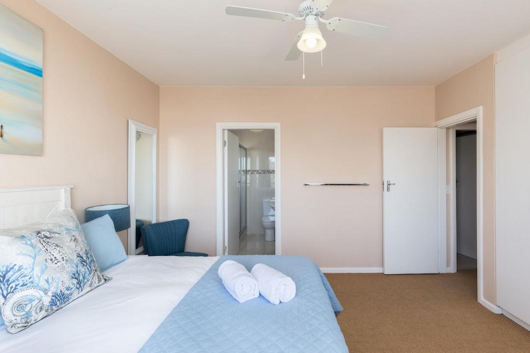 Photo of Bedroom in Bloubergstrand