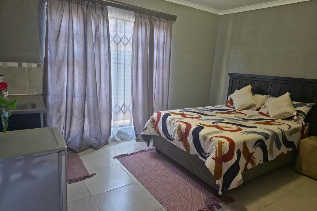 Photo of Bedroom in Mamaolo