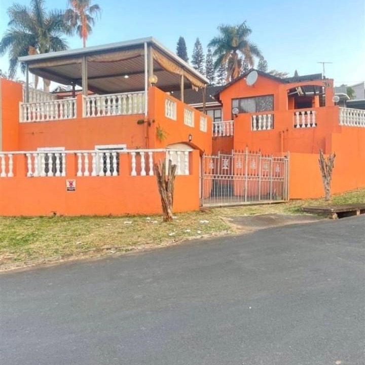 Photo of Others in Newlands West