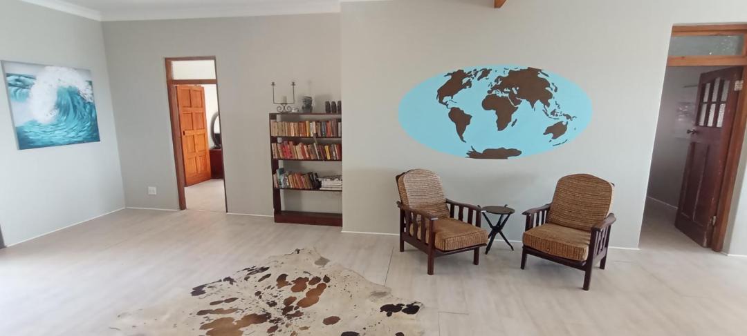 Photo of Livingroom in Melville