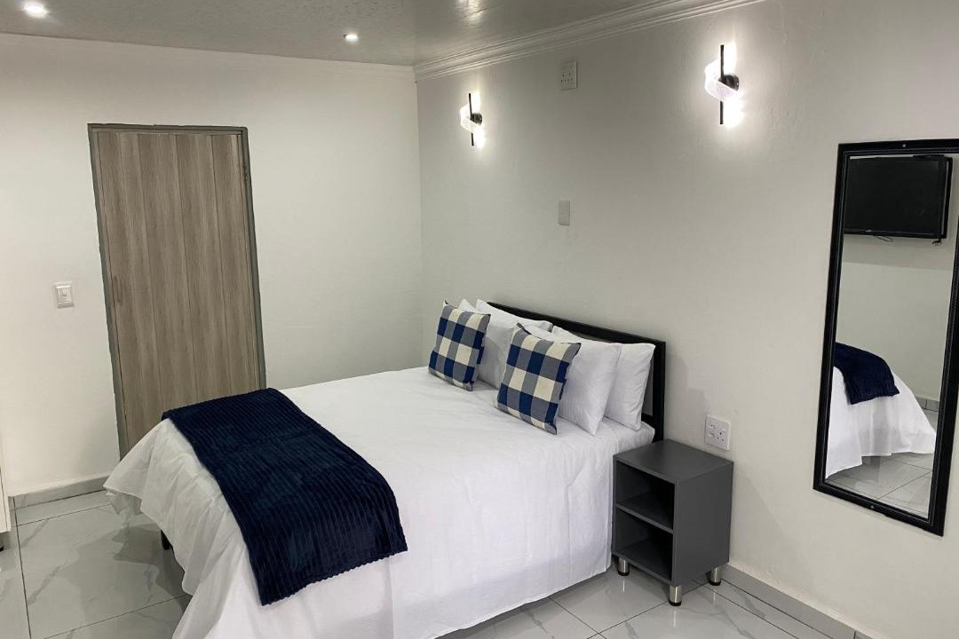 Photo of Bedroom in Lombardy East