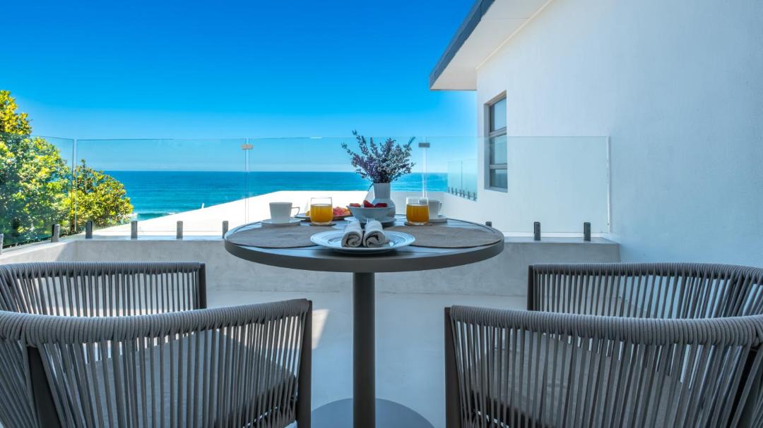 Photo of Patio Balcony in Wilderness Beach